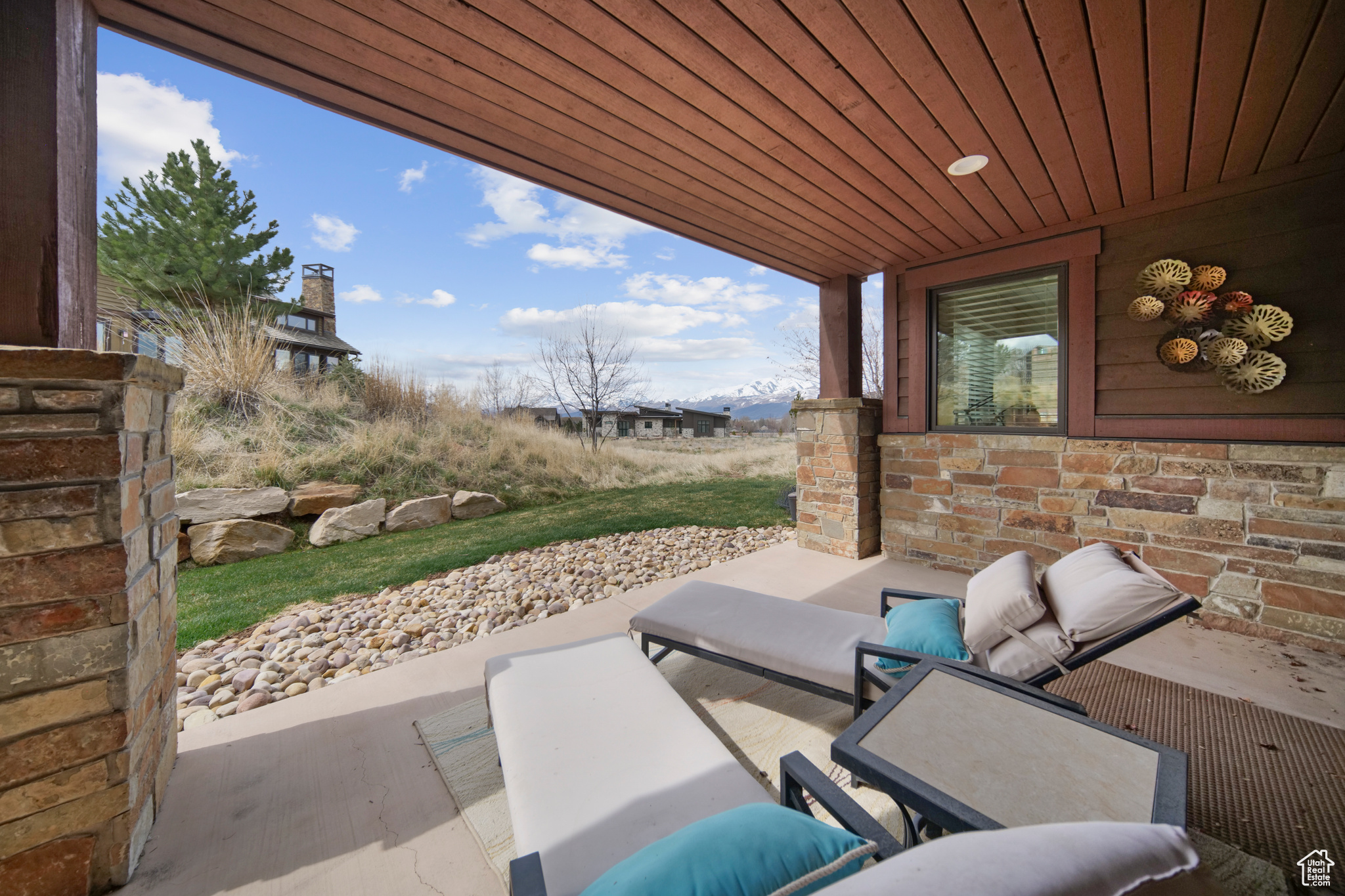1634 E ABAJO PEAK CIR