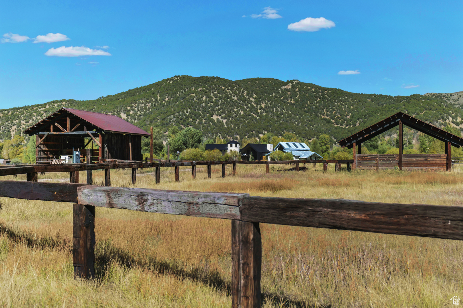 6950 N RIVER VALLEY DR