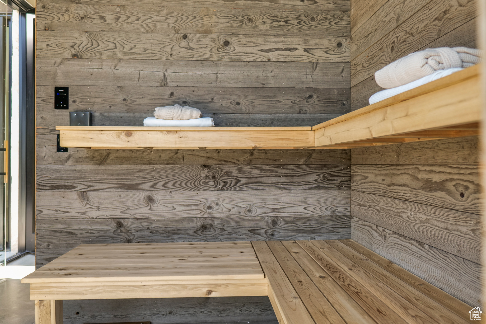 6950 N RIVER VALLEY DR