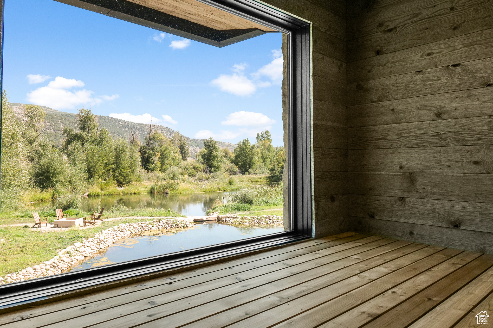 6950 N RIVER VALLEY DR