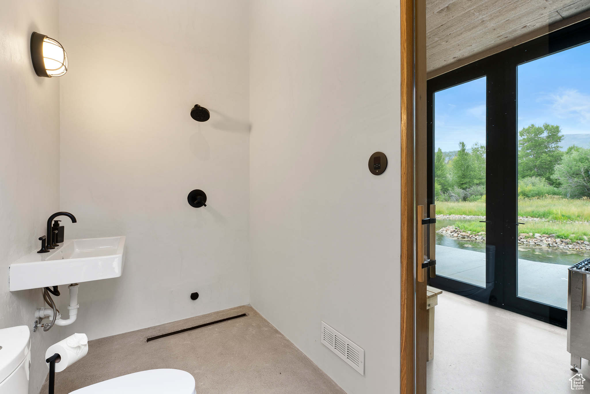 6950 N RIVER VALLEY DR