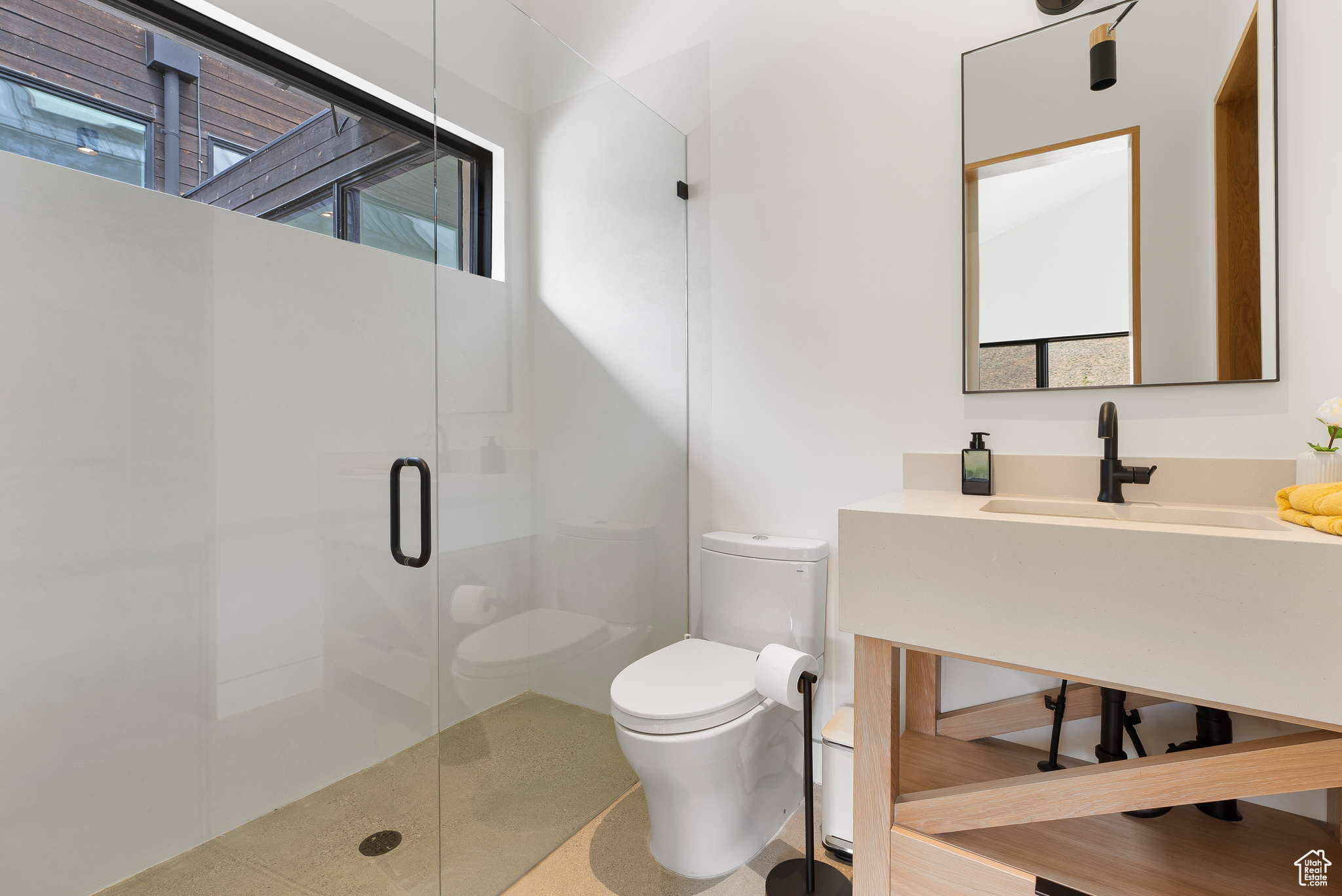 6950 N RIVER VALLEY DR