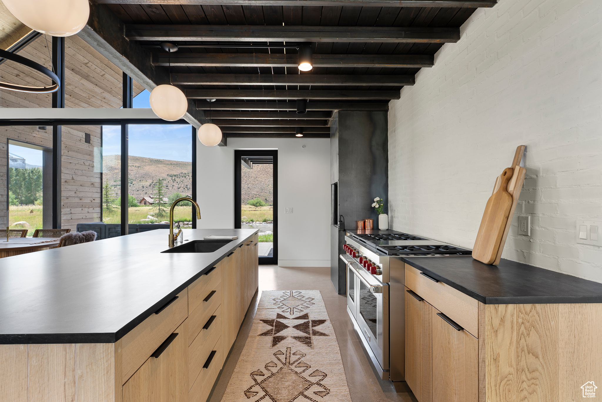 6950 N RIVER VALLEY DR