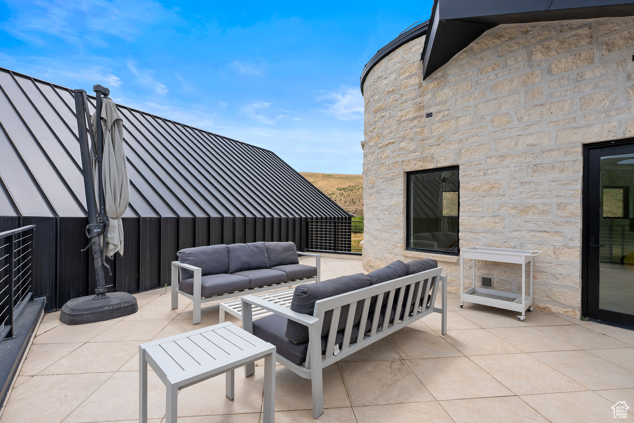 6950 N RIVER VALLEY DR