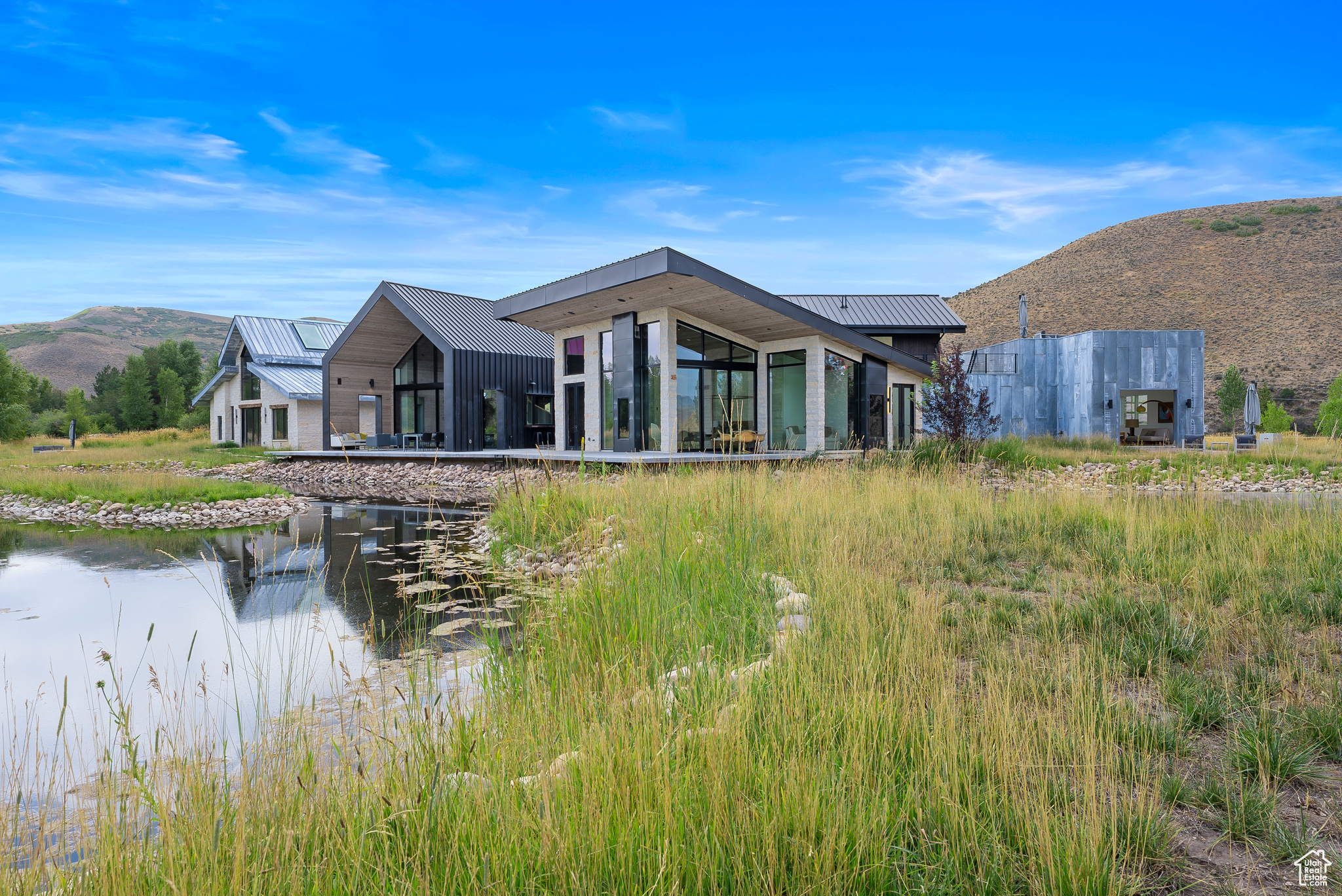 6950 N RIVER VALLEY DR