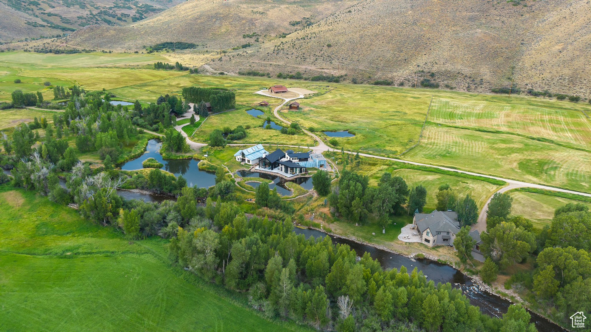 6950 N RIVER VALLEY DR