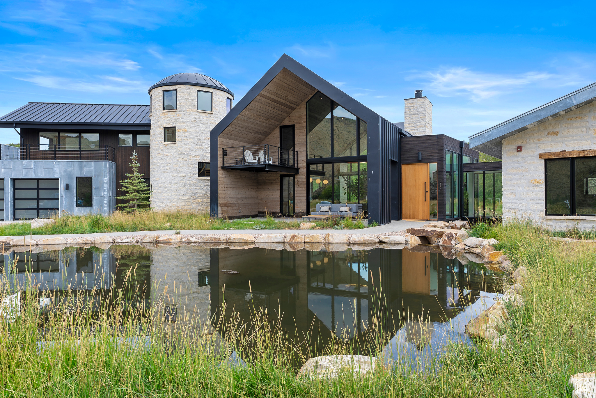 6950 N RIVER VALLEY DR