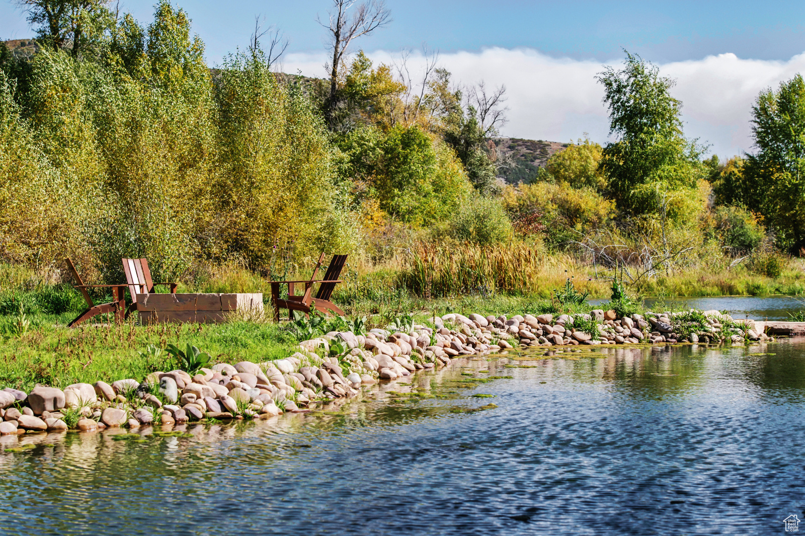 6950 N RIVER VALLEY DR