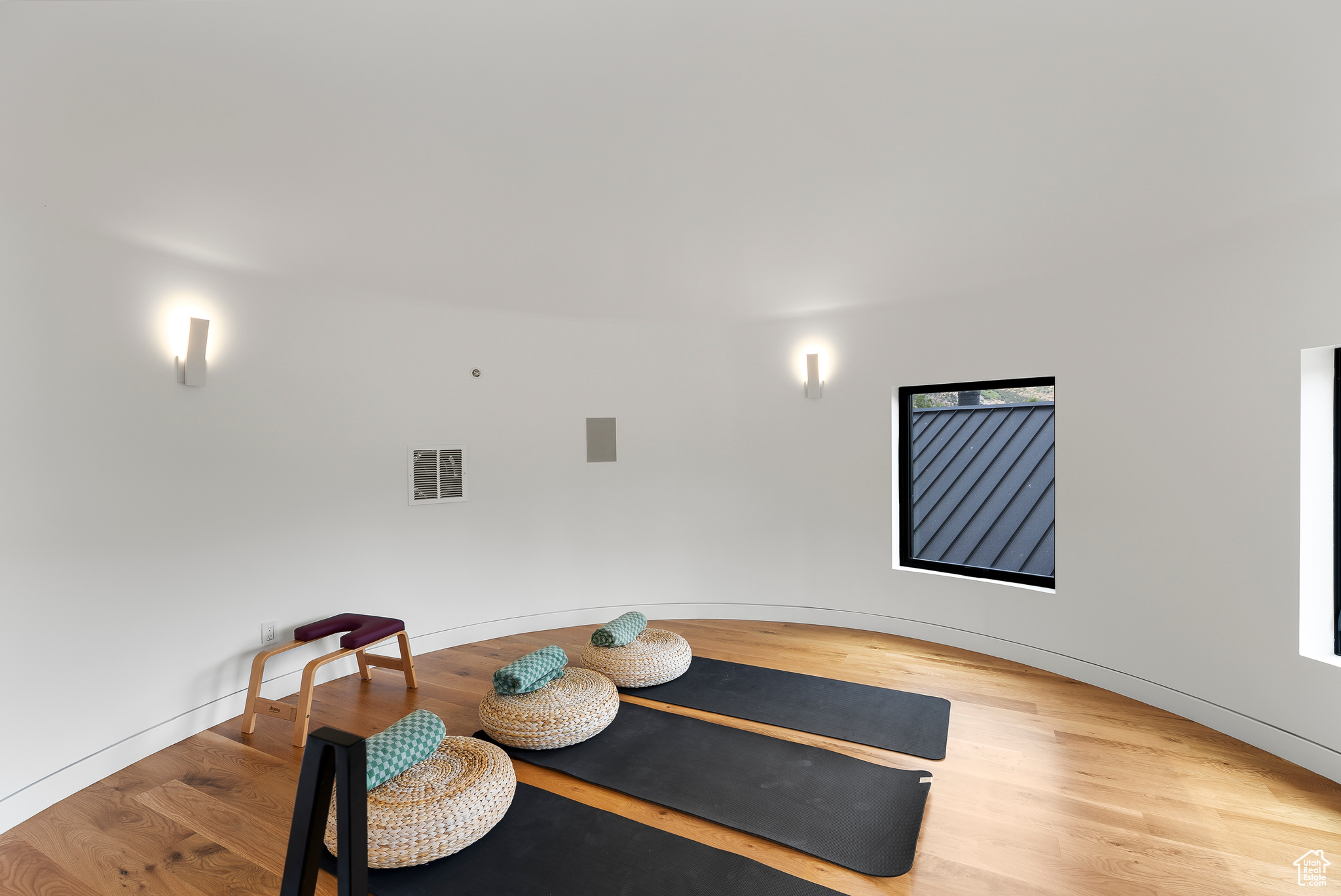 6950 N RIVER VALLEY DR