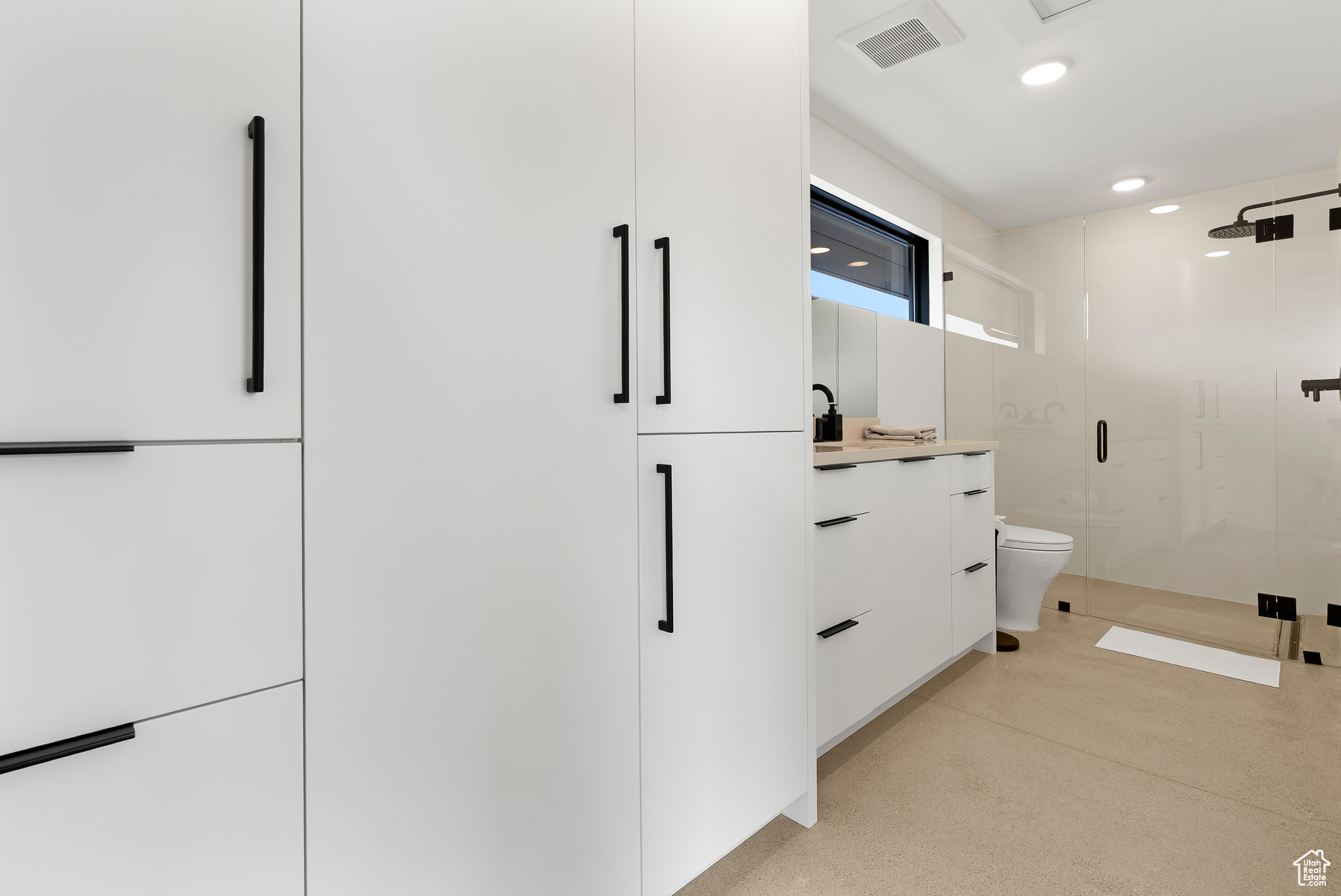 6950 N RIVER VALLEY DR