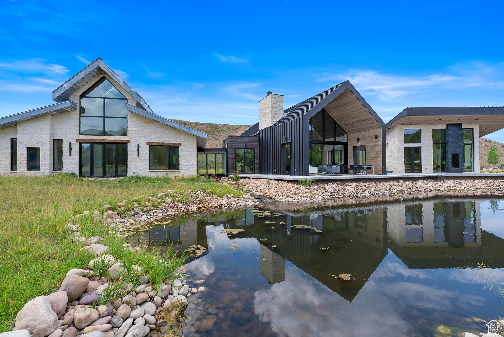 6950 N RIVER VALLEY DR