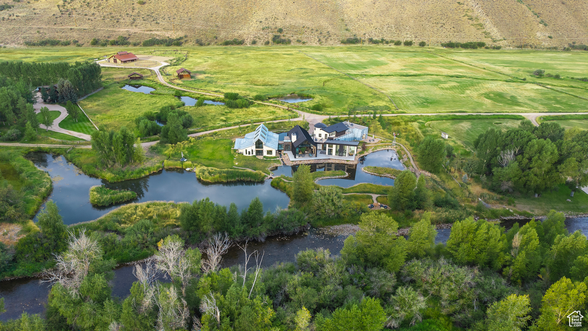 6950 N RIVER VALLEY DR