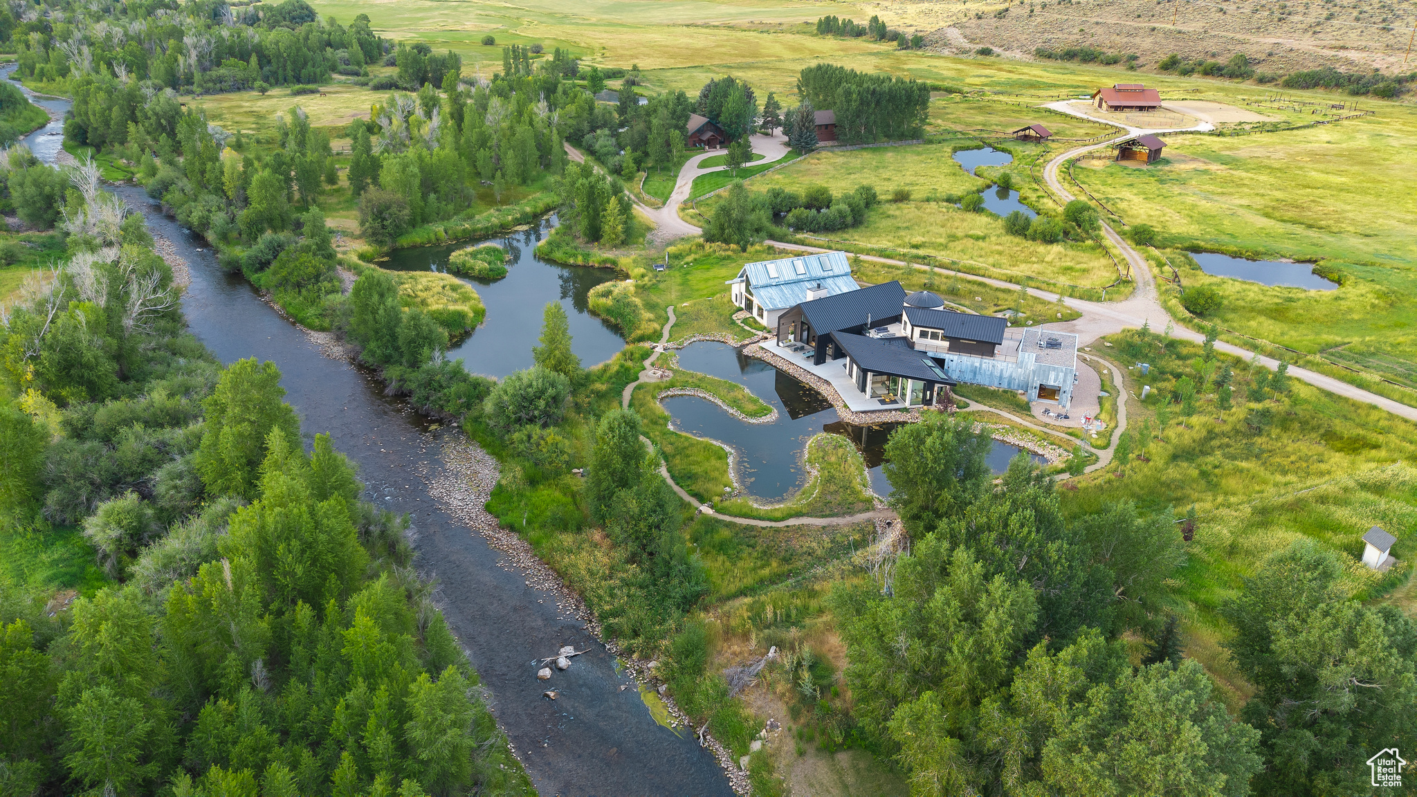 6950 N RIVER VALLEY DR