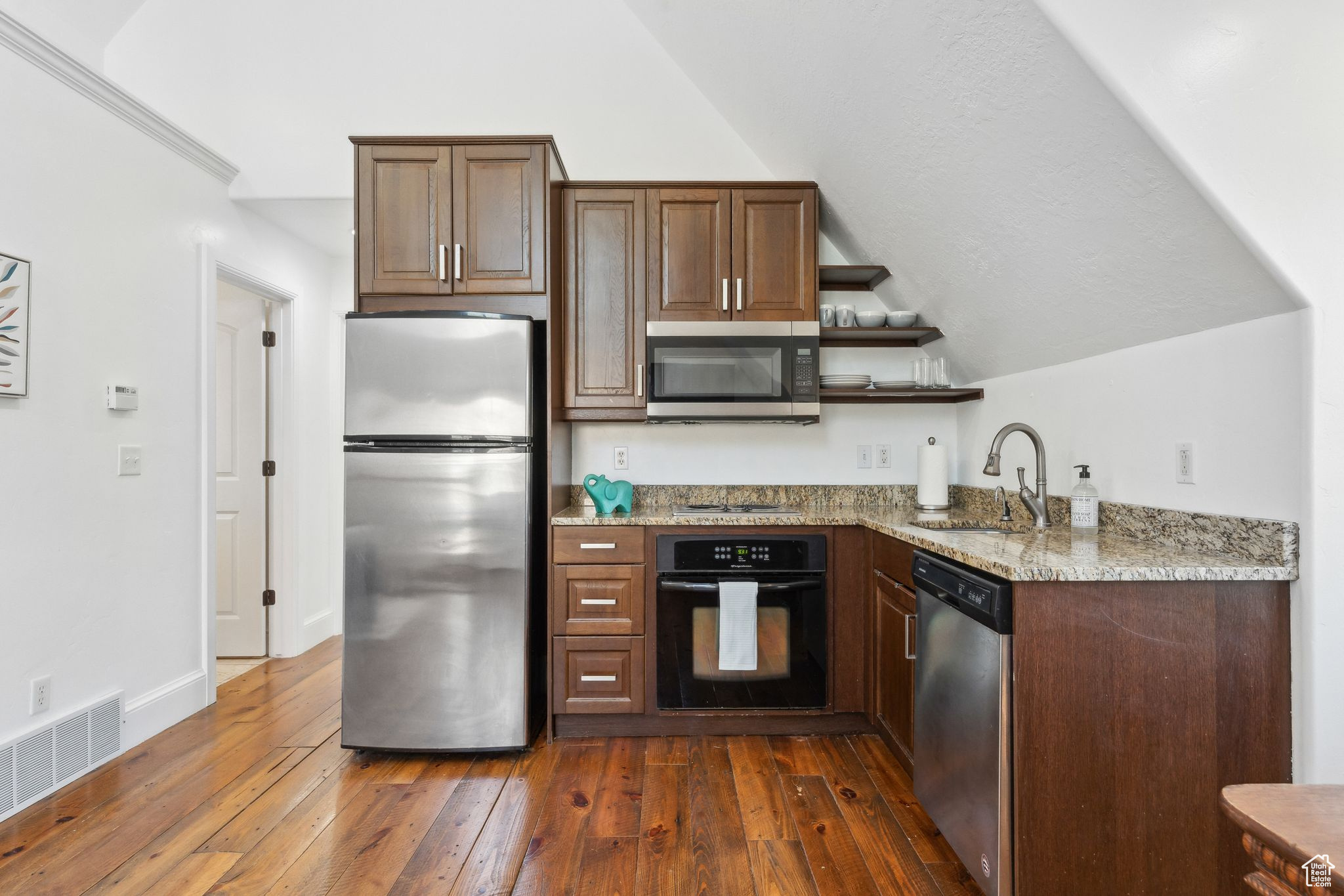 1235 E 1350 N #B
