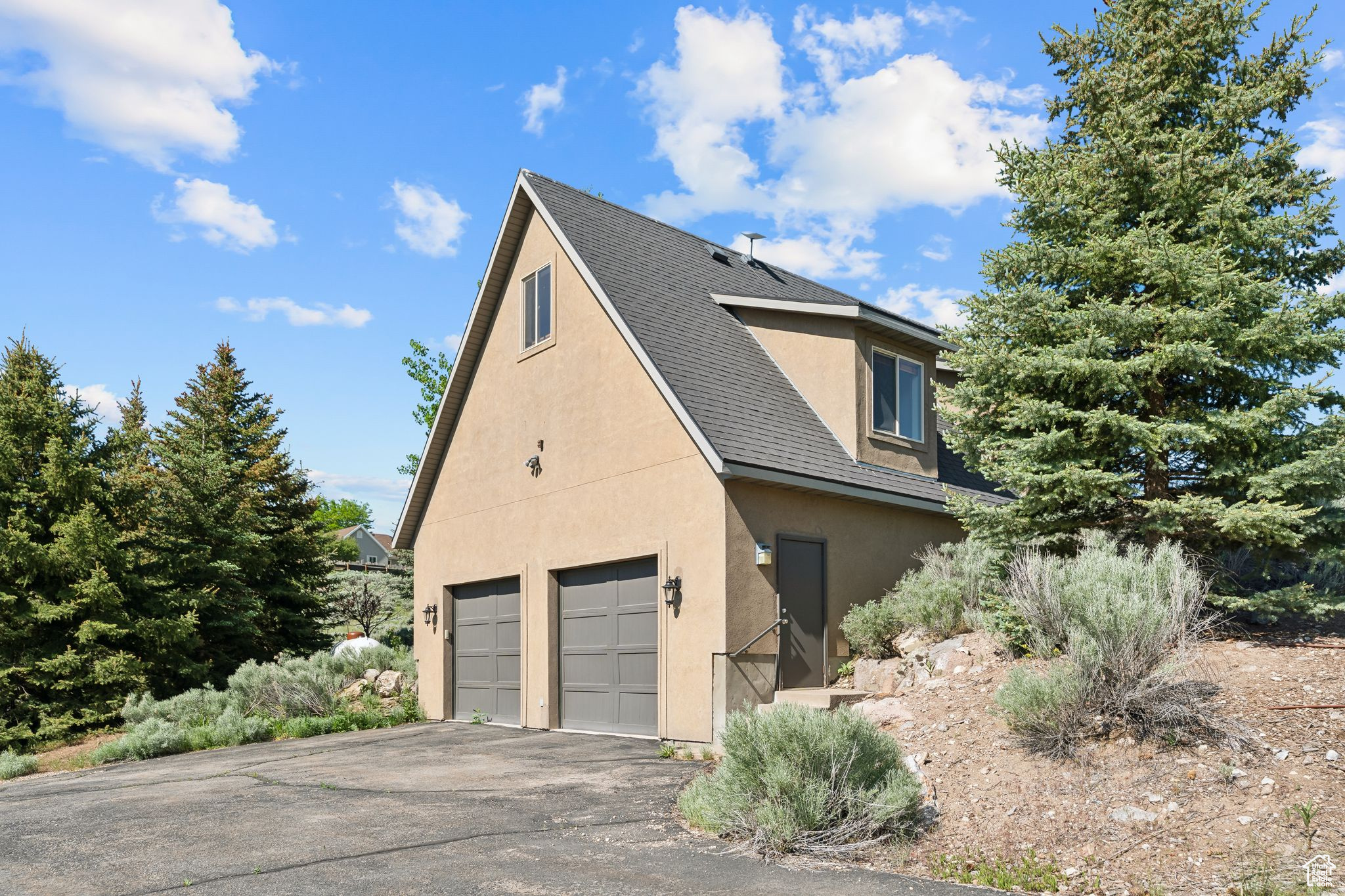 1235 E 1350 N #B