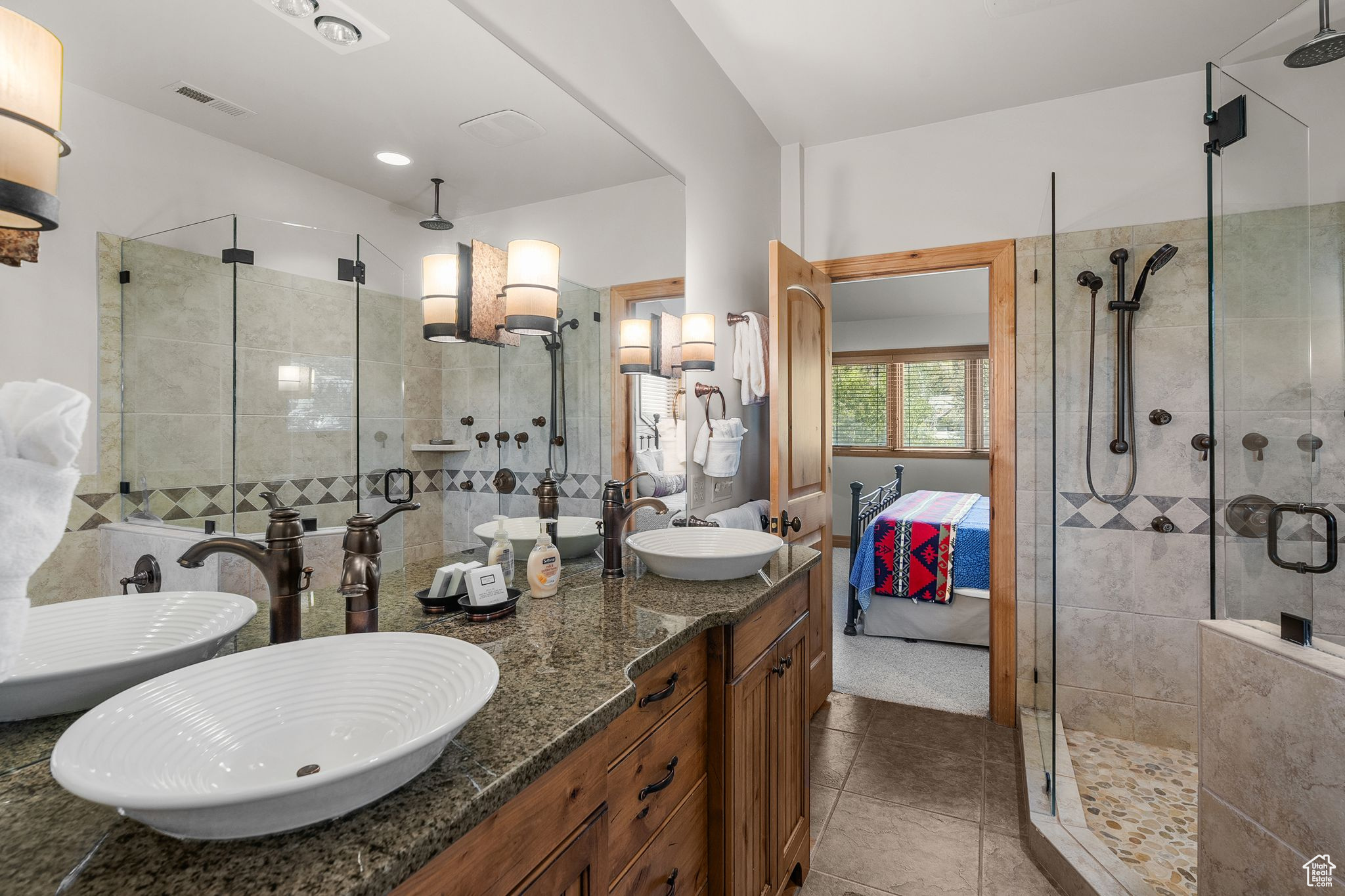 1500 DEER VALLEY DR #21