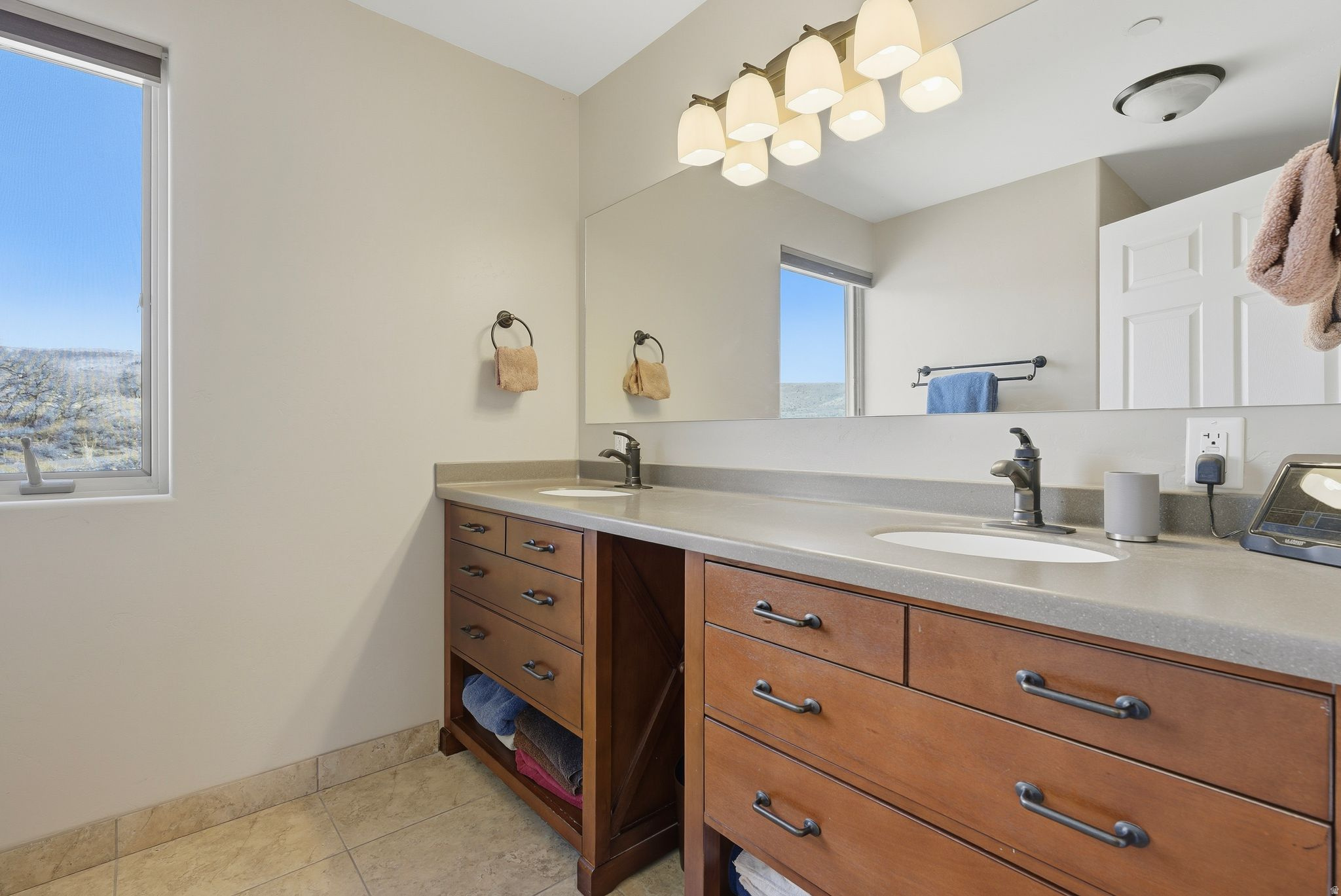 1880 S TIMBER LAKES DRIVE DR