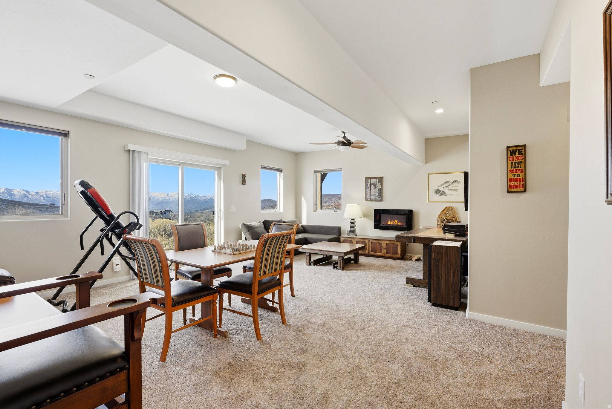 1880 S TIMBER LAKES DRIVE DR