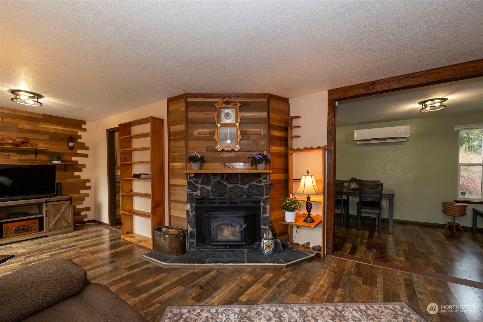 2550 SE Brookside Court