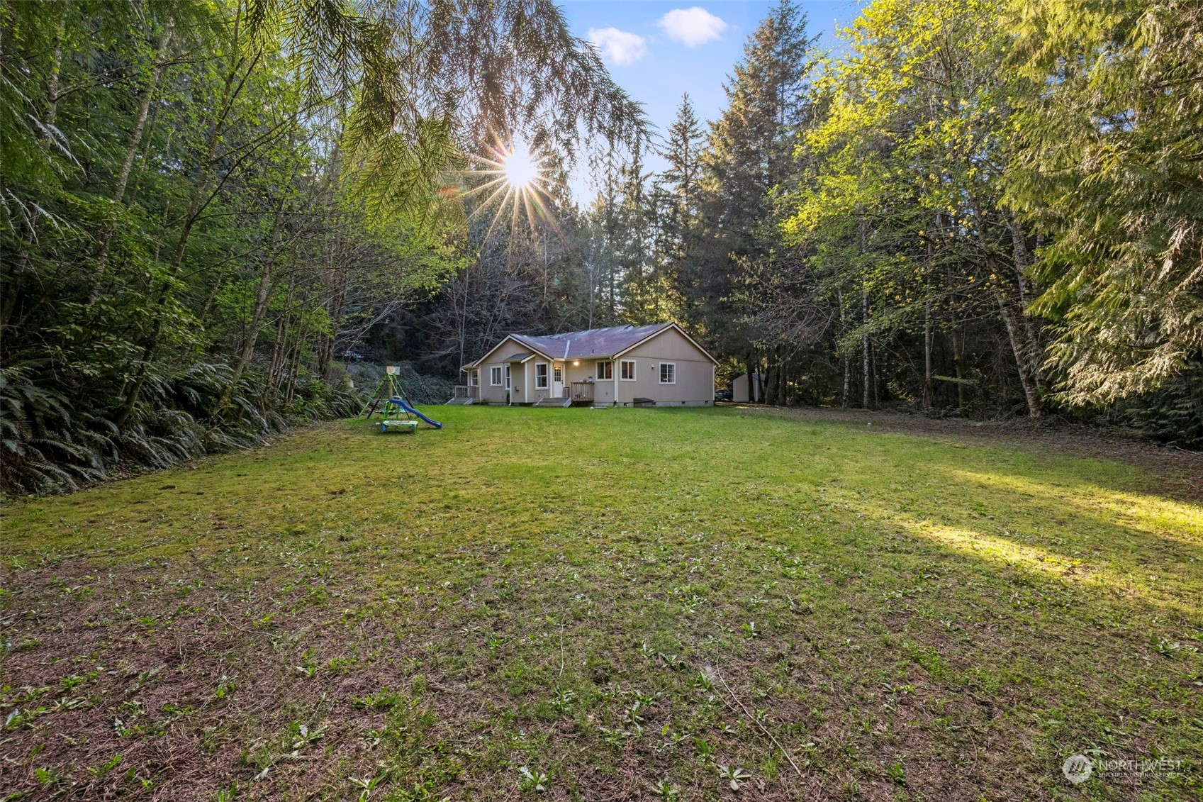 910 SW Berry Lake Rd