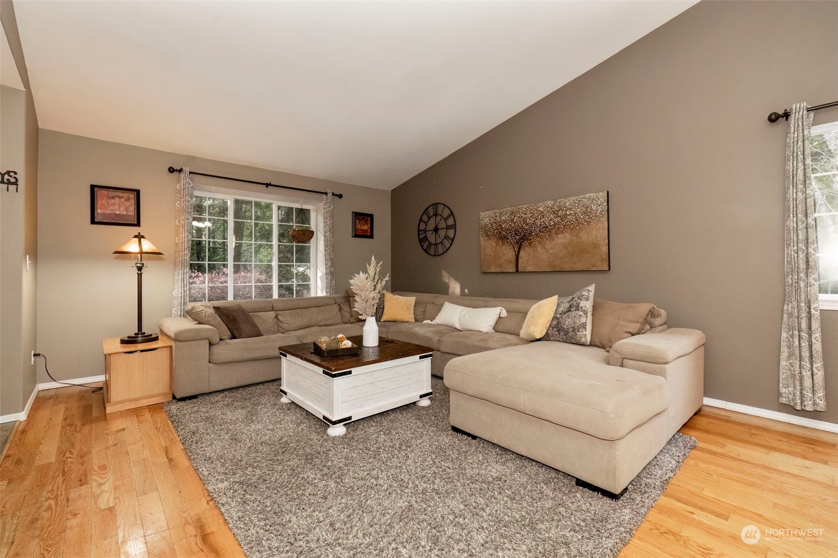 910 SW Berry Lake Rd