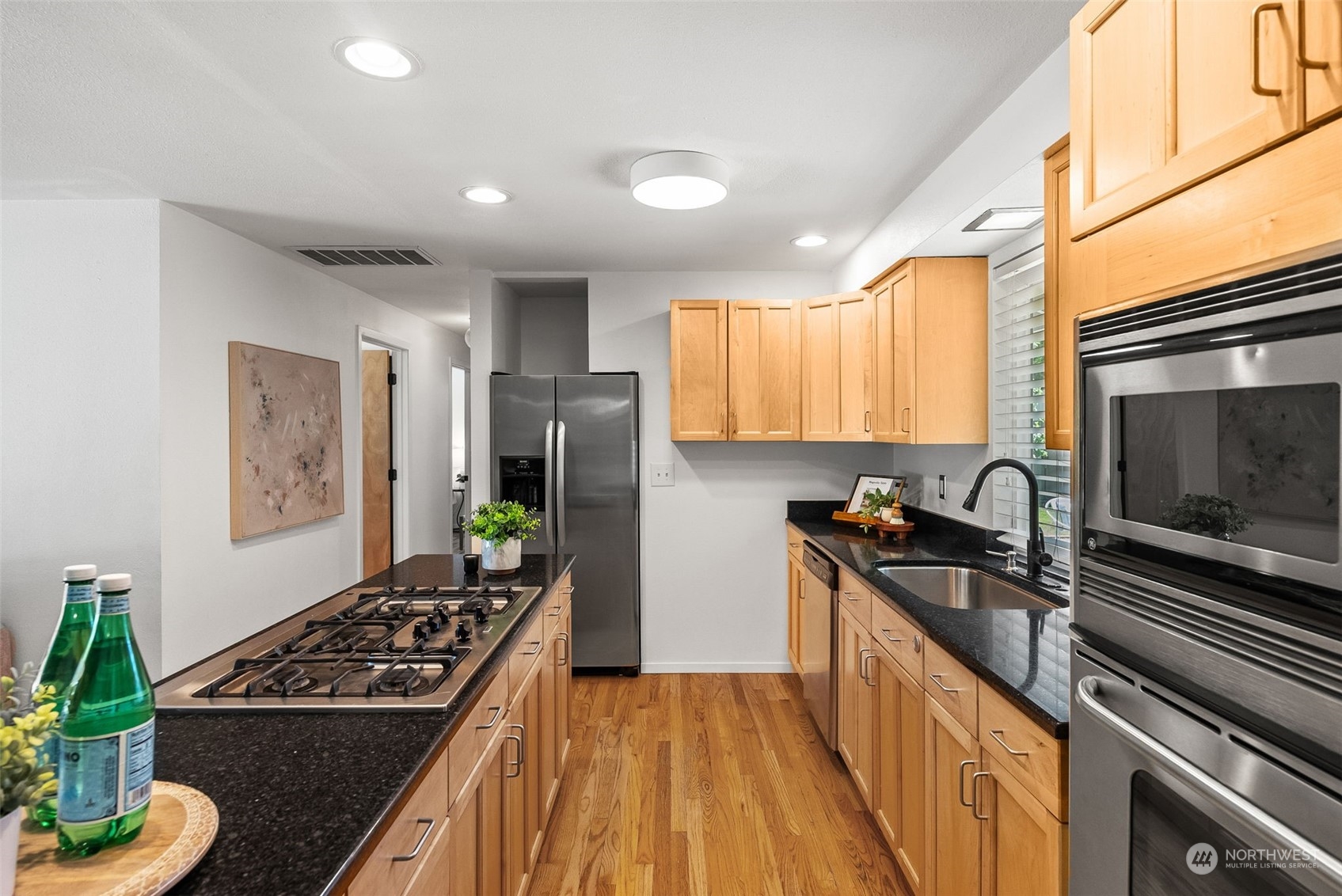 2002 SE Juniper Court