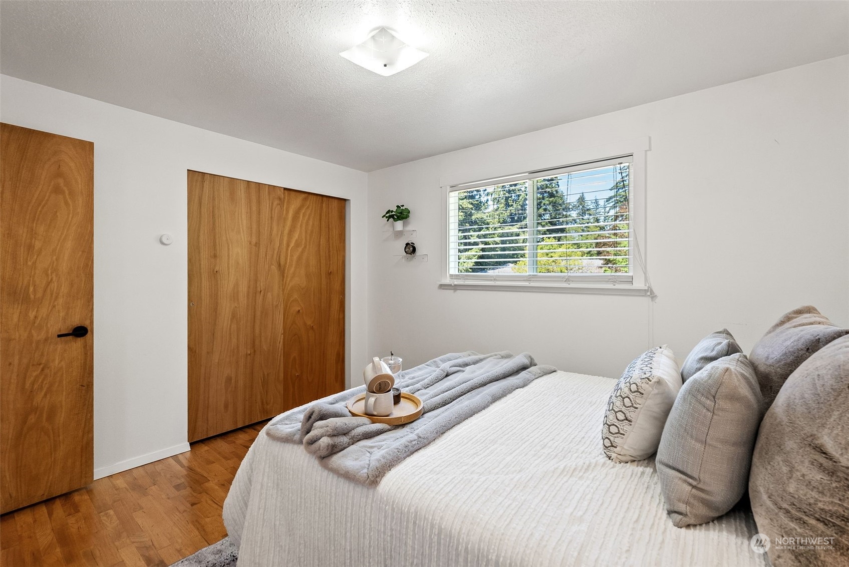 2002 SE Juniper Court