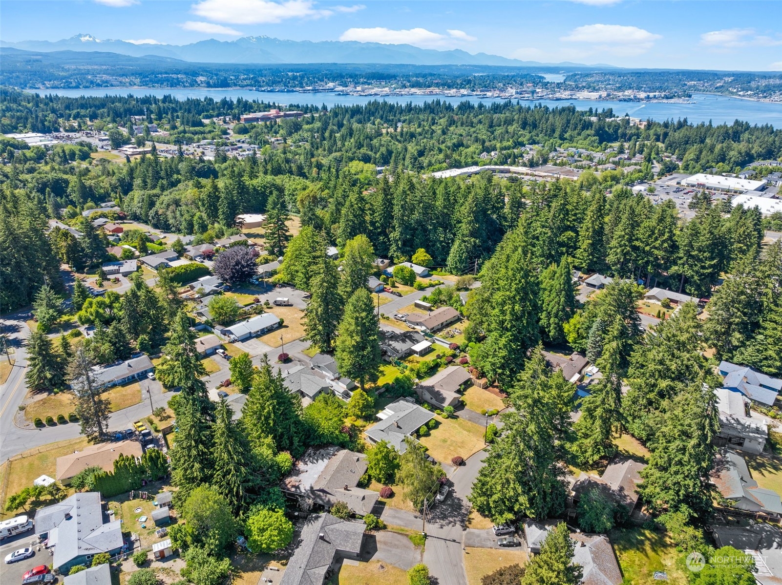 2002 SE Juniper Court