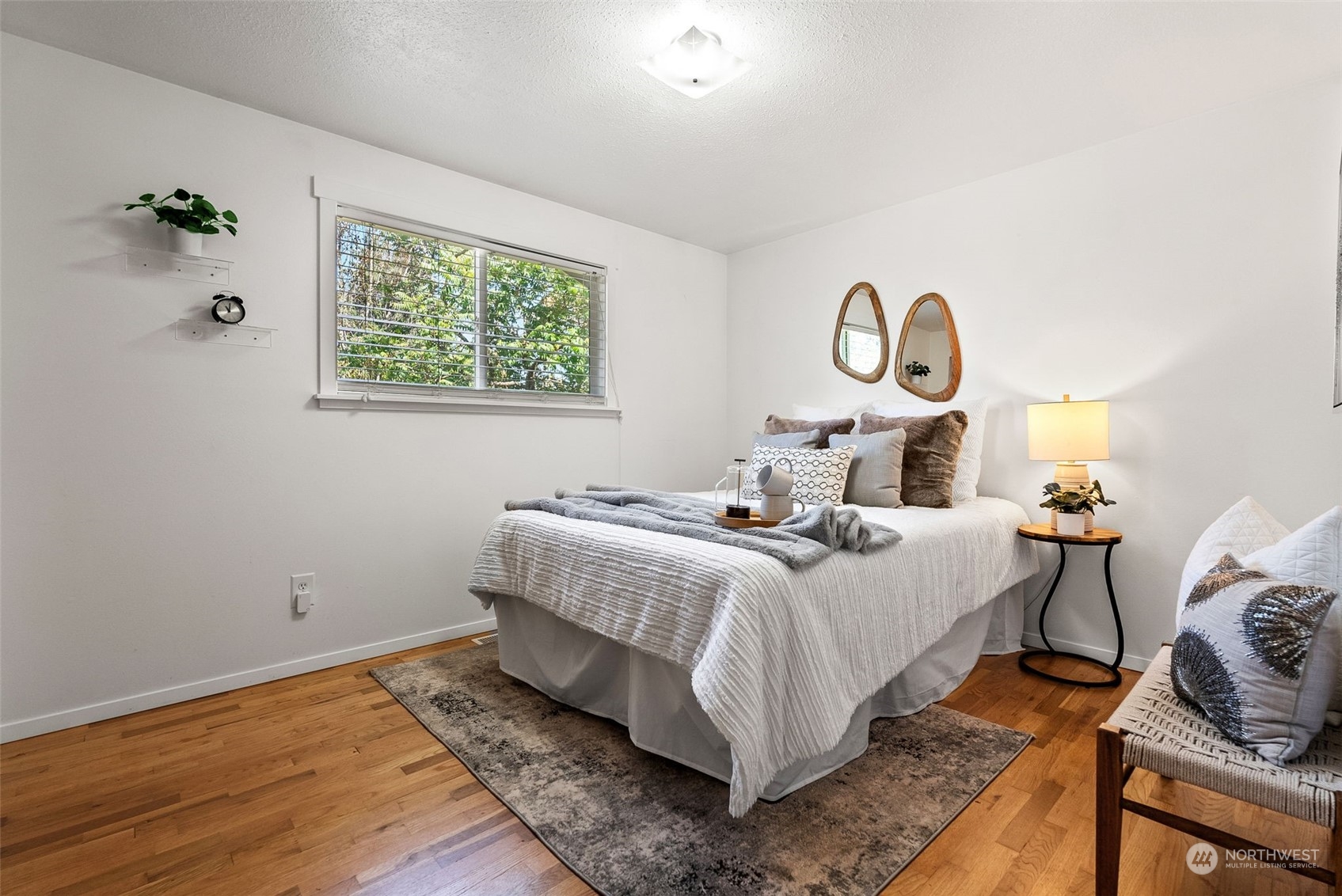 2002 SE Juniper Court