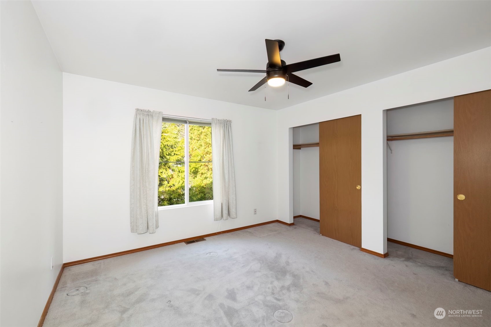 9697 Long Point Lane NW