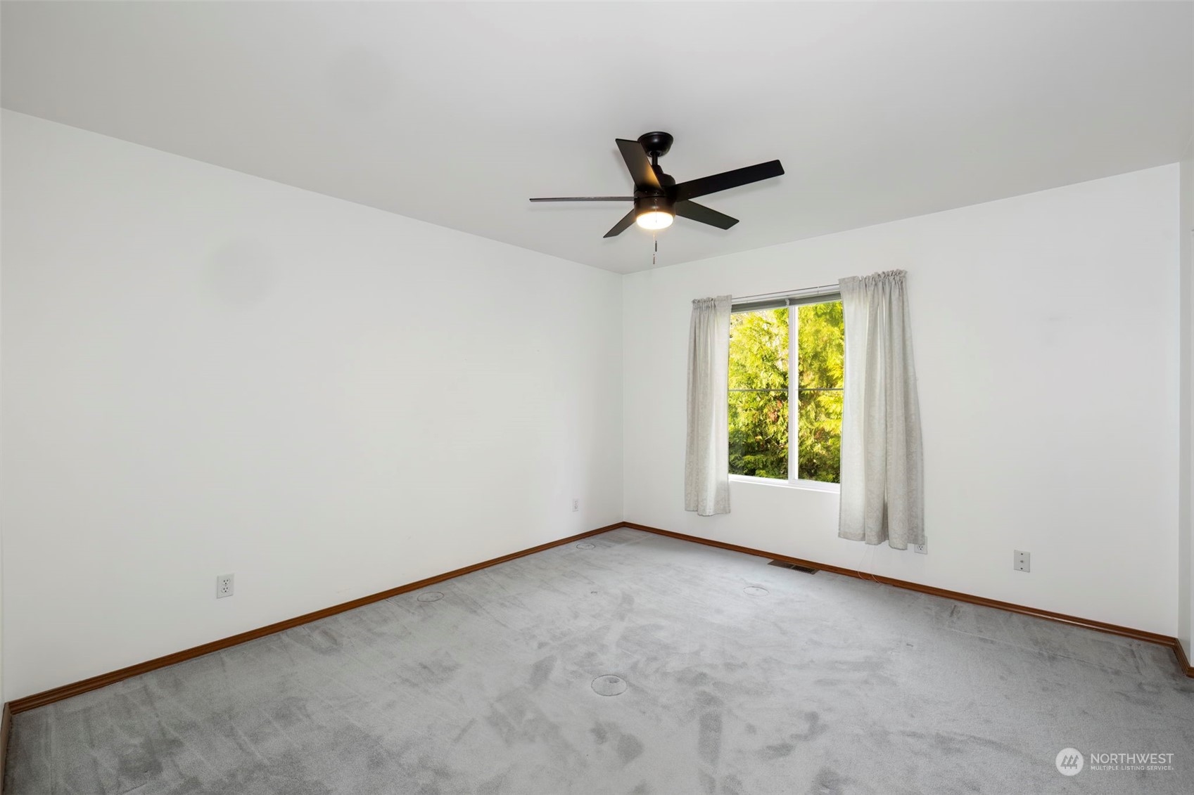 9697 Long Point Lane NW