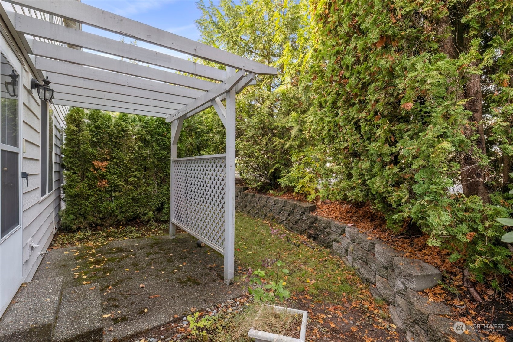 9697 Long Point Lane NW