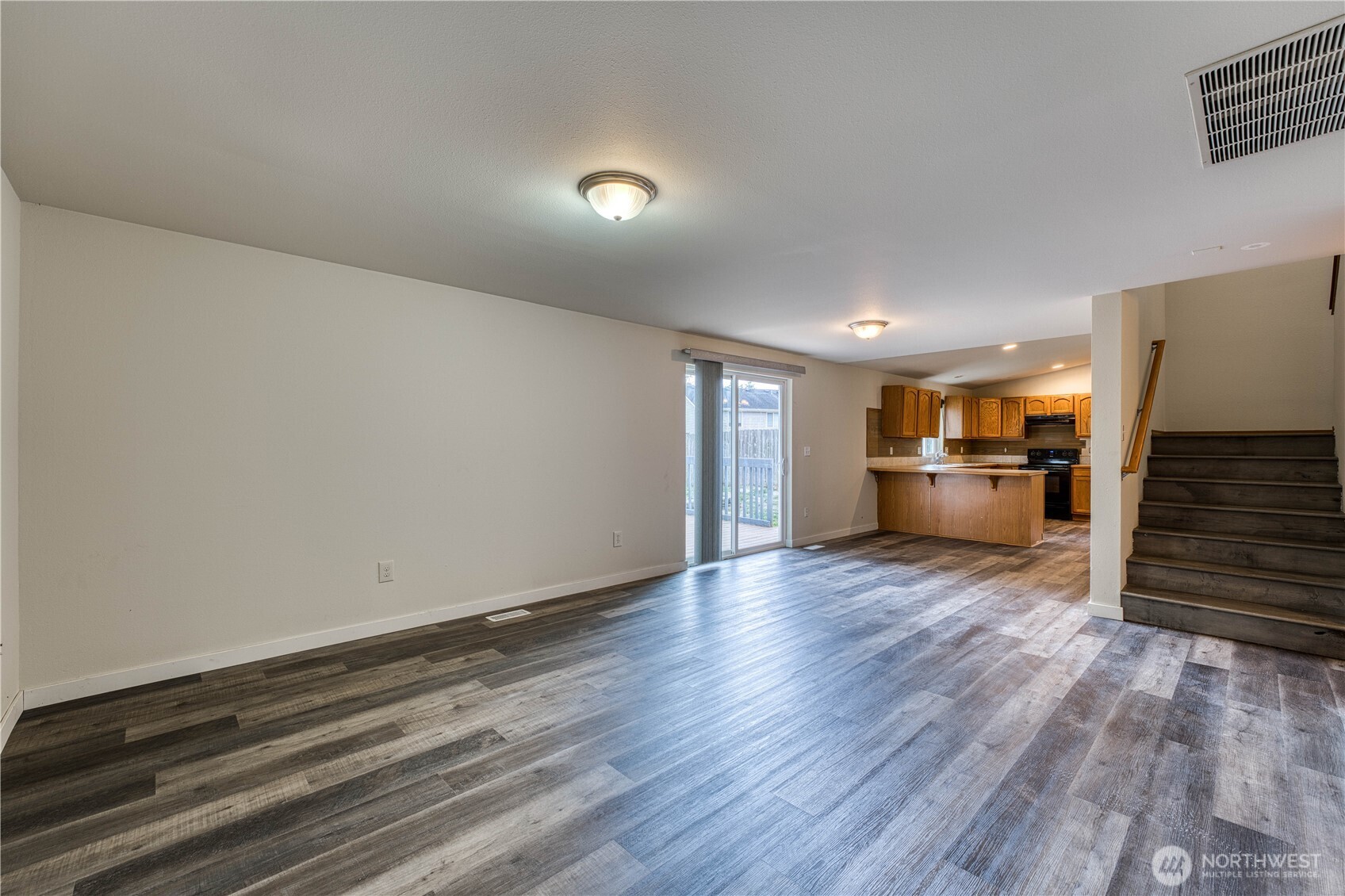 912 Eagle Crest Place