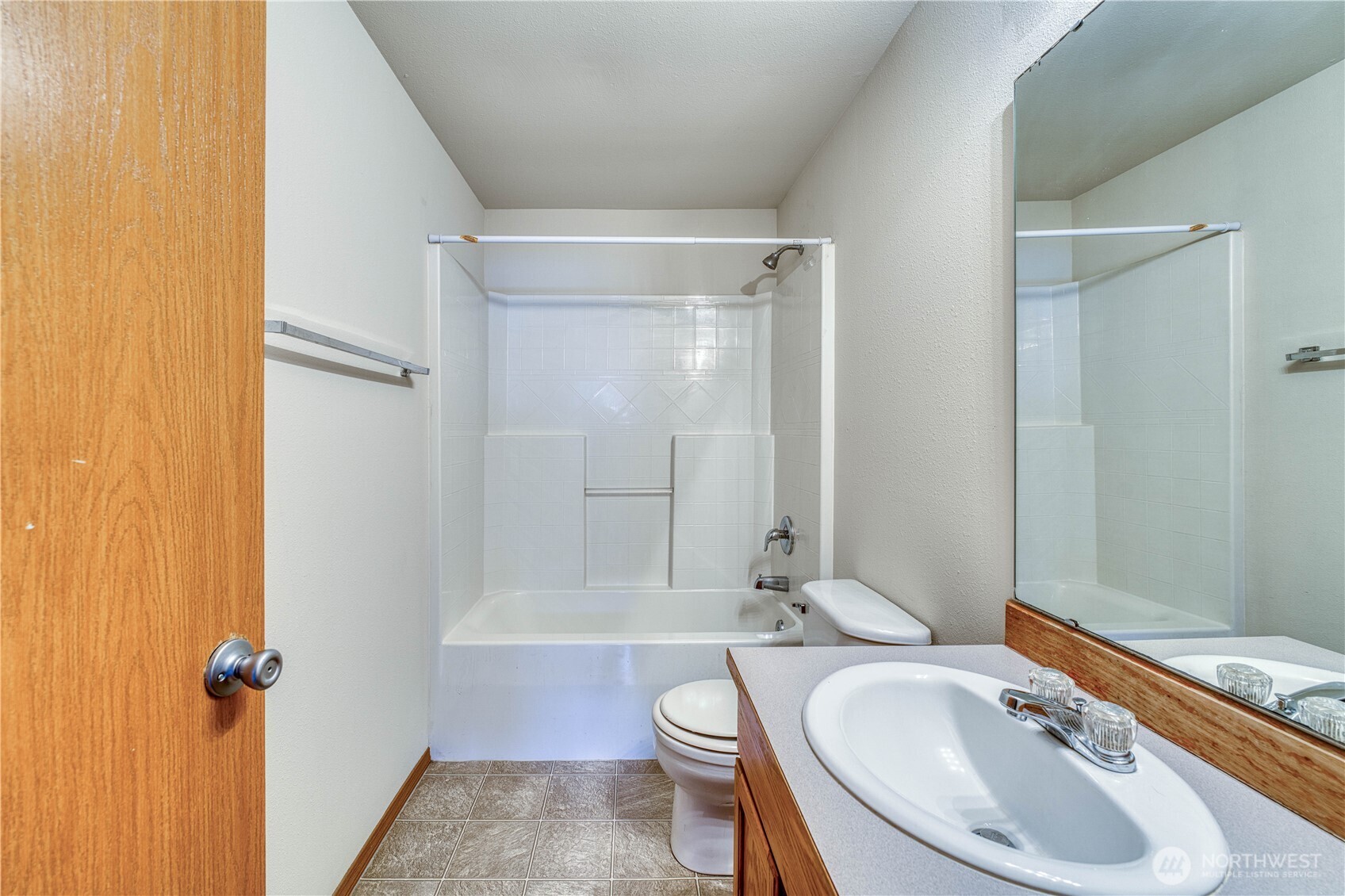 912 Eagle Crest Place