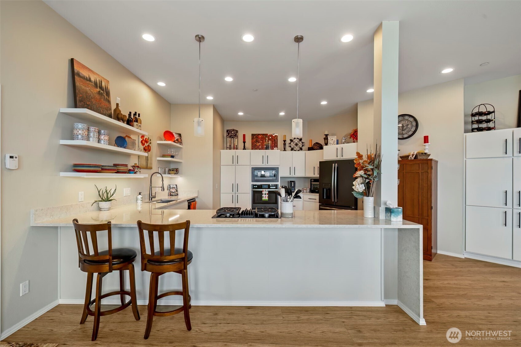 219 Tracy Avenue N Unit: 202