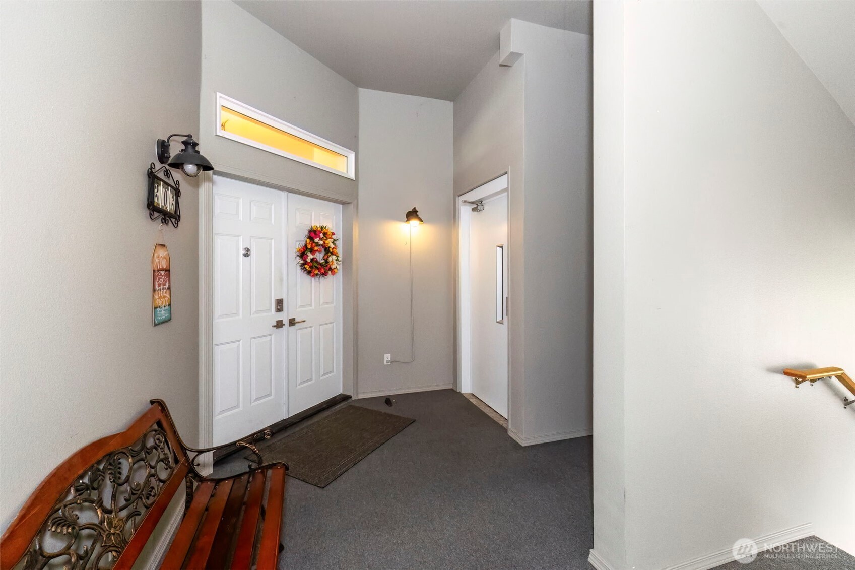 219 Tracy Avenue N Unit: 202