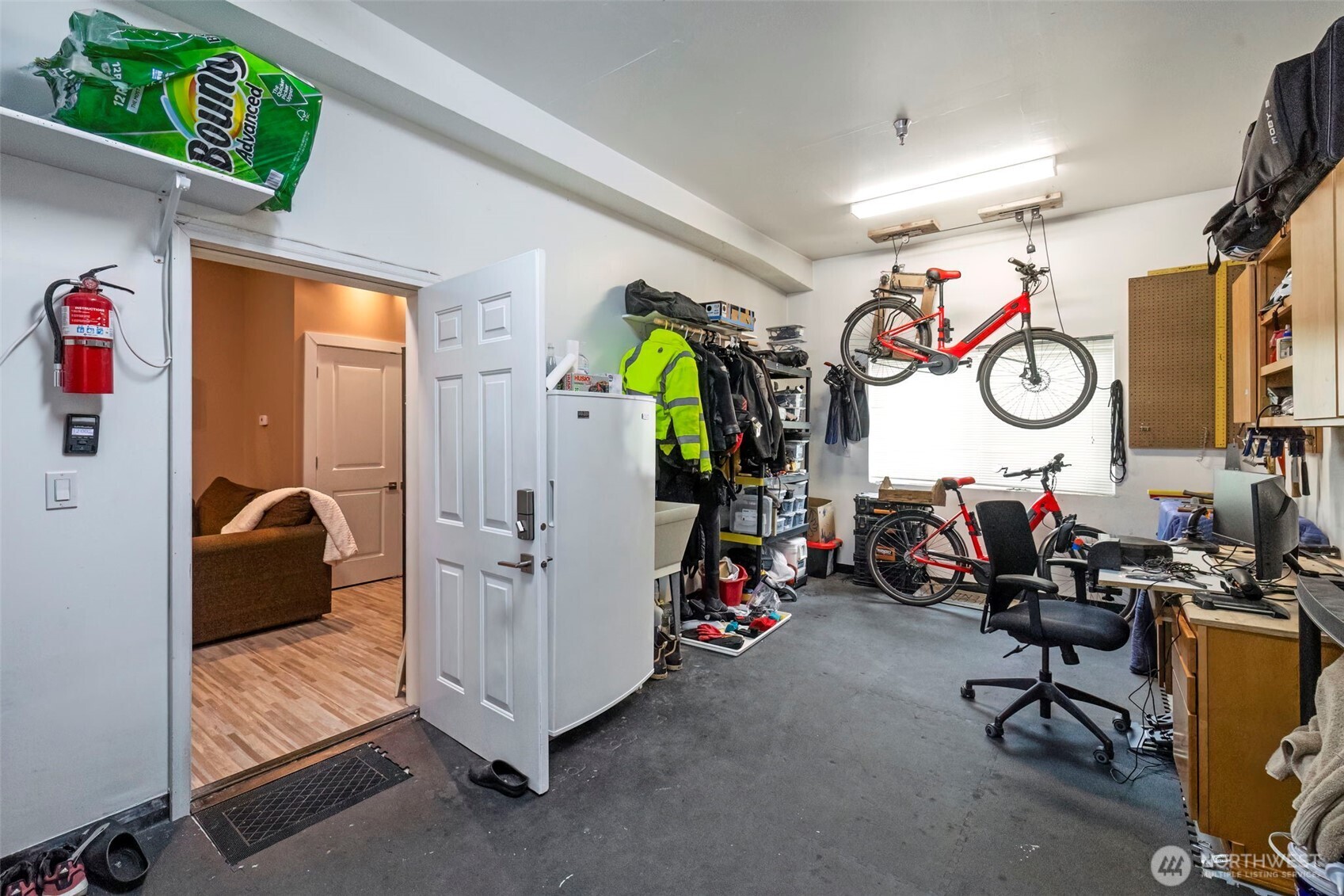 219 Tracy Avenue N Unit: 202