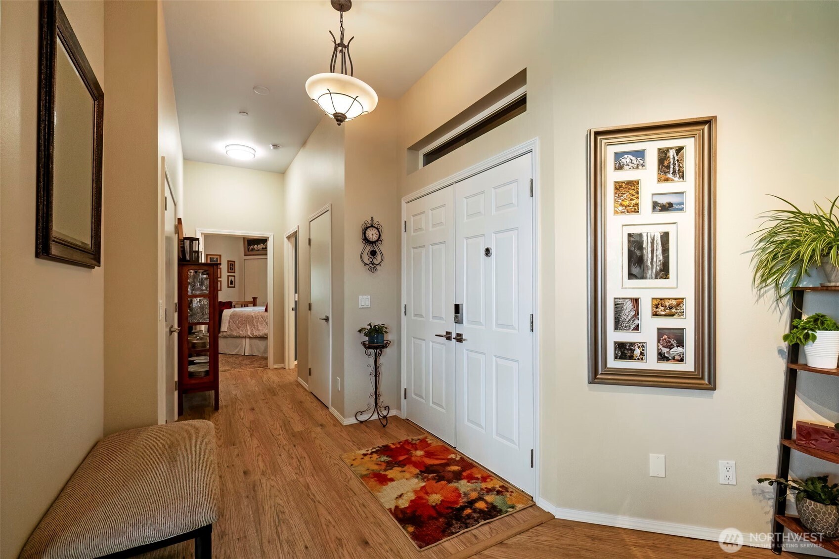 219 Tracy Avenue N Unit: 202