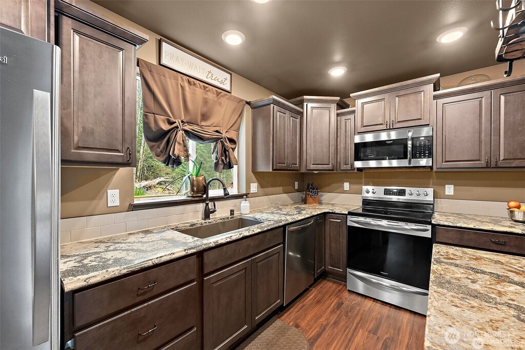 16908 61st Street NW