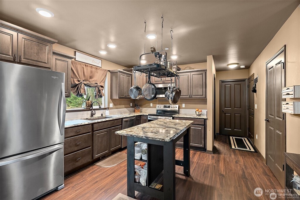 16908 61st Street NW