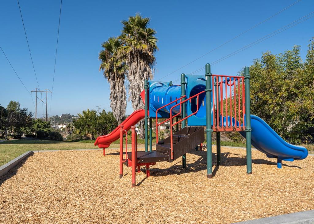 3664 Harbor View Way