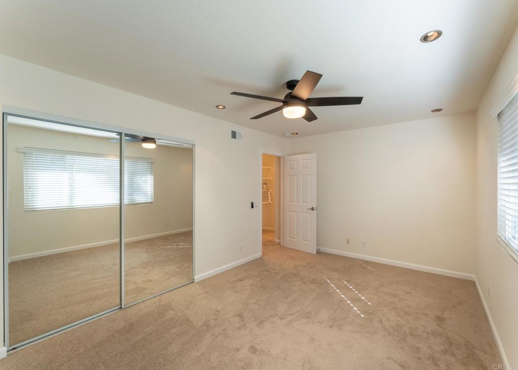 3664 Harbor View Way