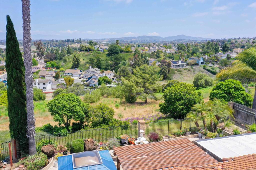 5235 Robinwood Drive