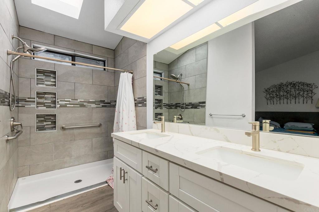 5235 Robinwood Drive