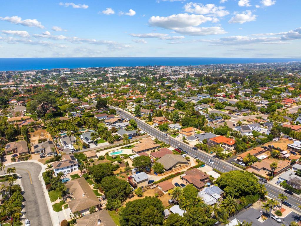 1565 Chestnut Avenue