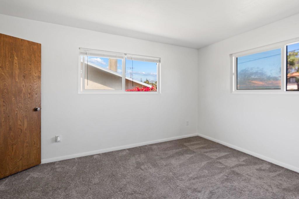 1565 Chestnut Avenue