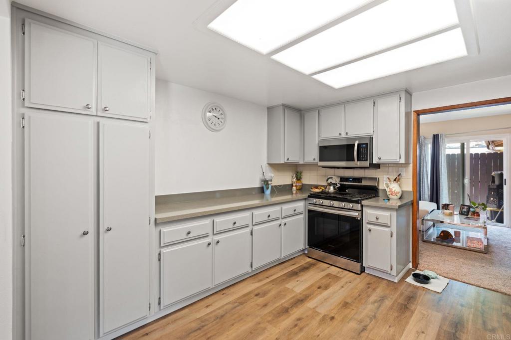 1565 Chestnut Avenue