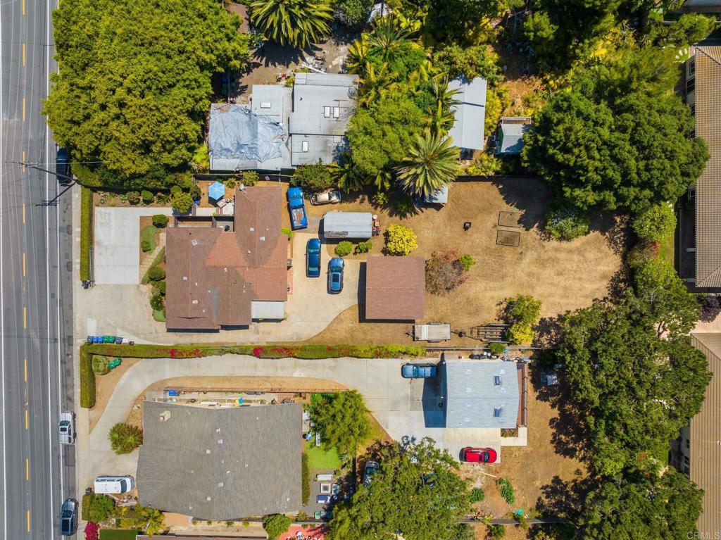 1565 Chestnut Avenue