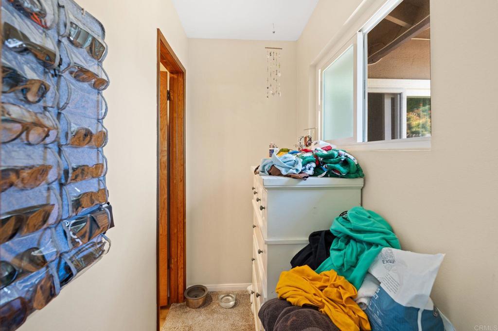 1565 Chestnut Avenue