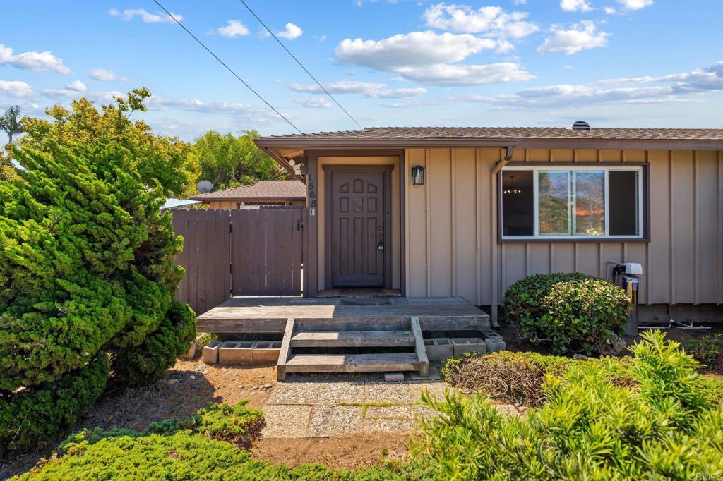 1565 Chestnut Avenue